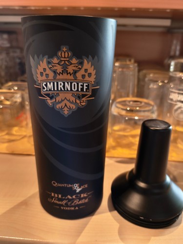 Vodka smirnoff black - -,